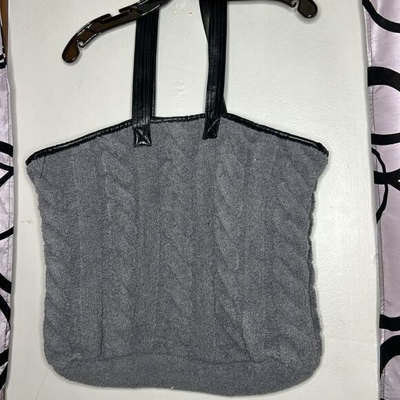 BRAIDED CABLE KNIT TOTE BAG-GRAY - Picture 5 of 10
